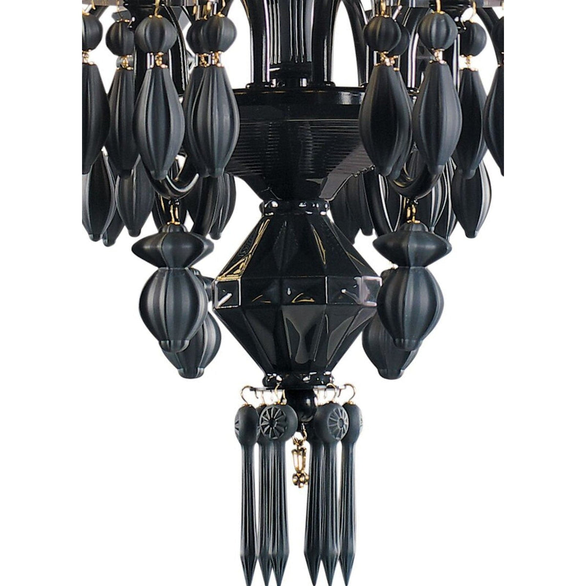 Belle De Nuit 12 Lights Chandelier
