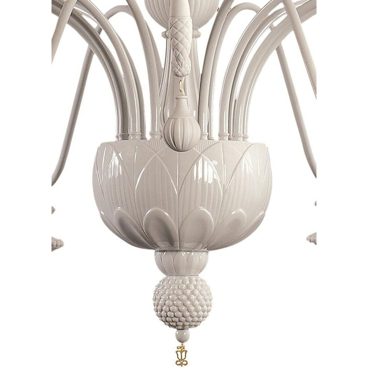 Vintage Nexora 16 Light Chandelier