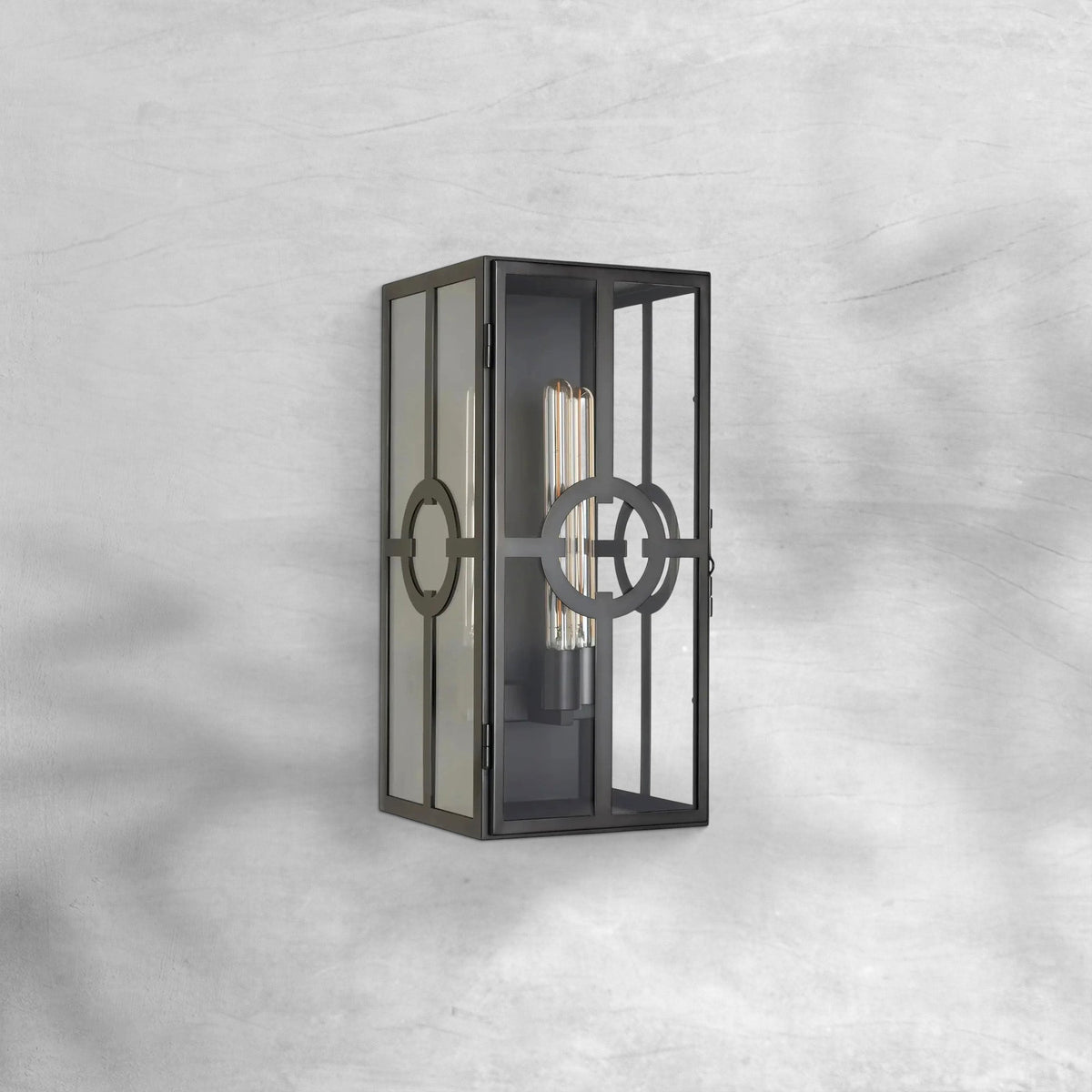 Cliffmere Outdoor Sconce 19''22''