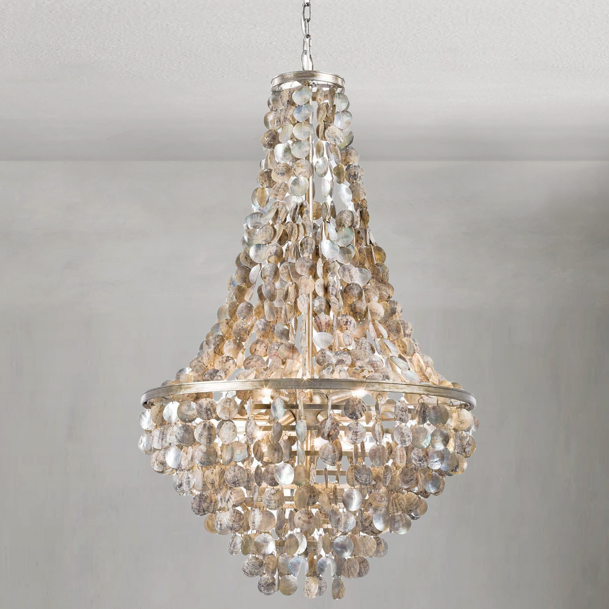 Pearl Seashell Pendant Light