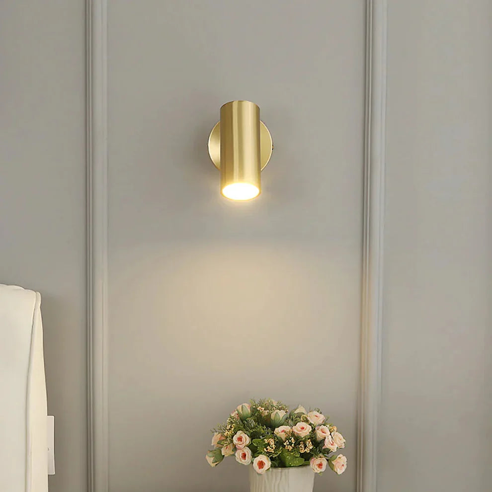Champeaunt Outdoor Sconce