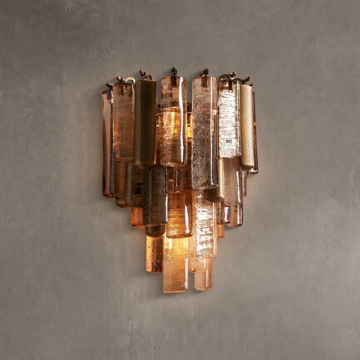 Nevara Sconce