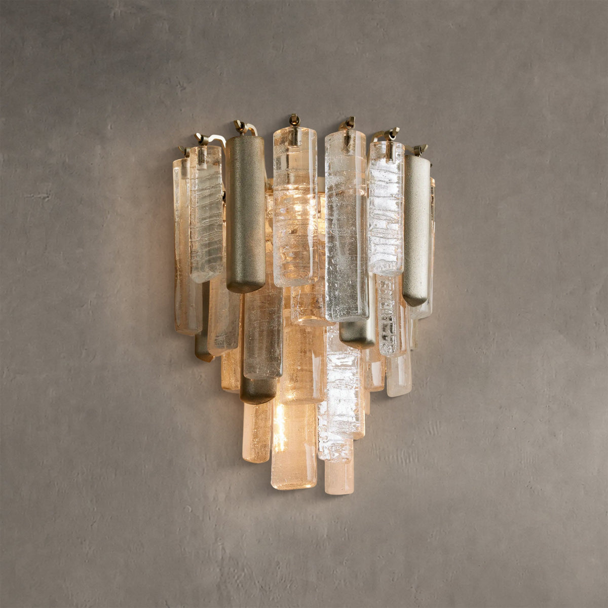 Nevara Sconce