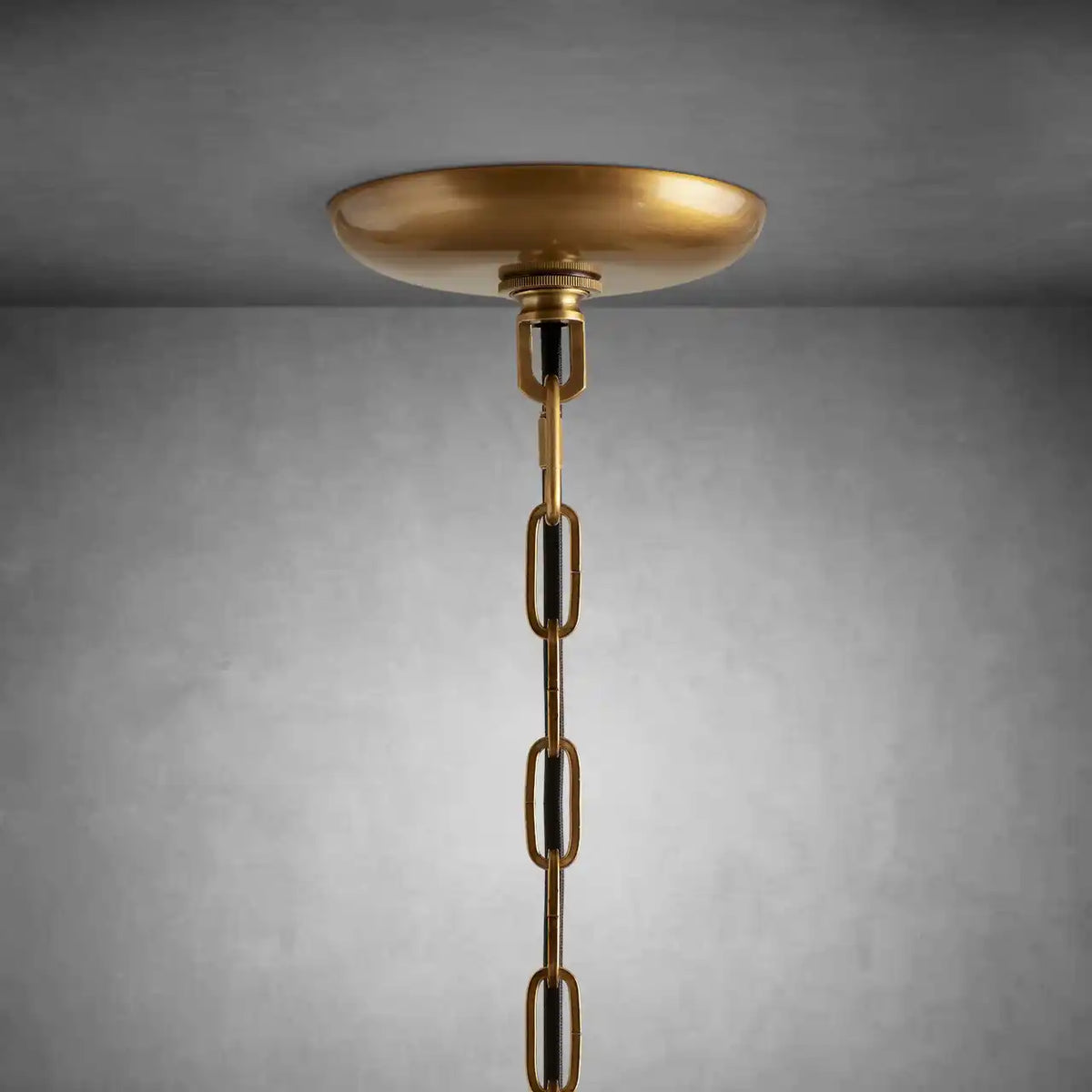 Ghiandor Round Chandelier