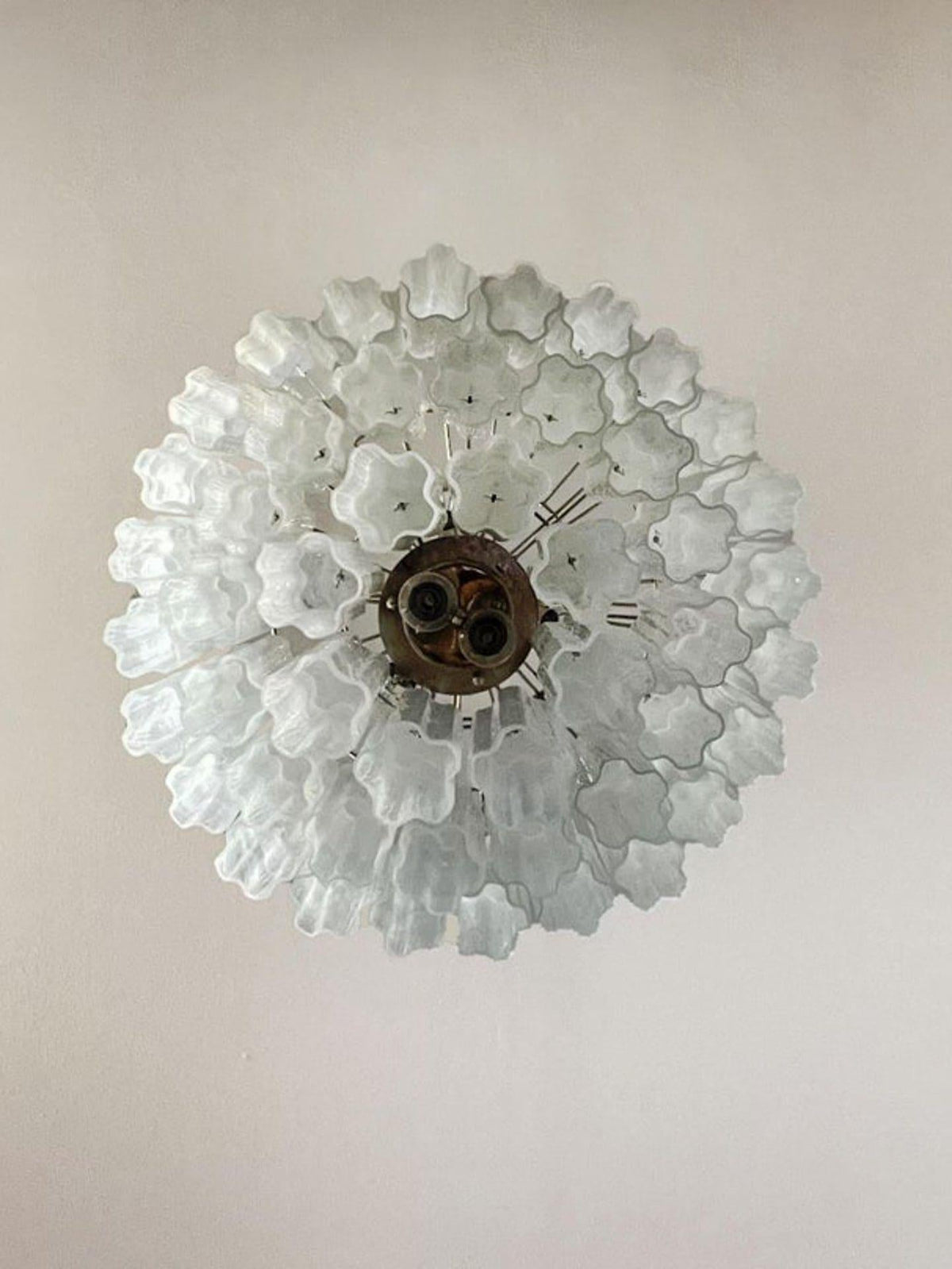 Murano Chandelier – 48 tubes – Alabaster White