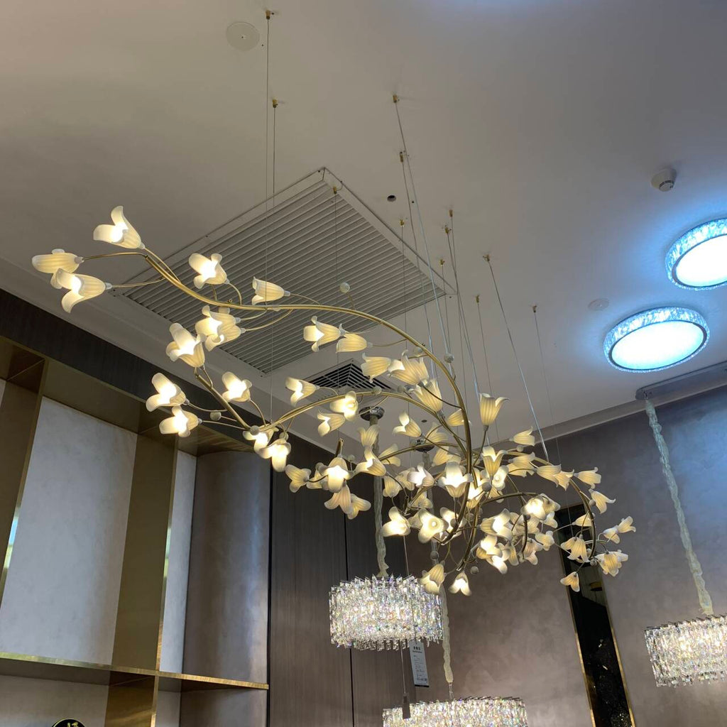 Modern Brass Branch Ceramics Flower Chandelier for Stylish Living Room Hotel and Restaurant