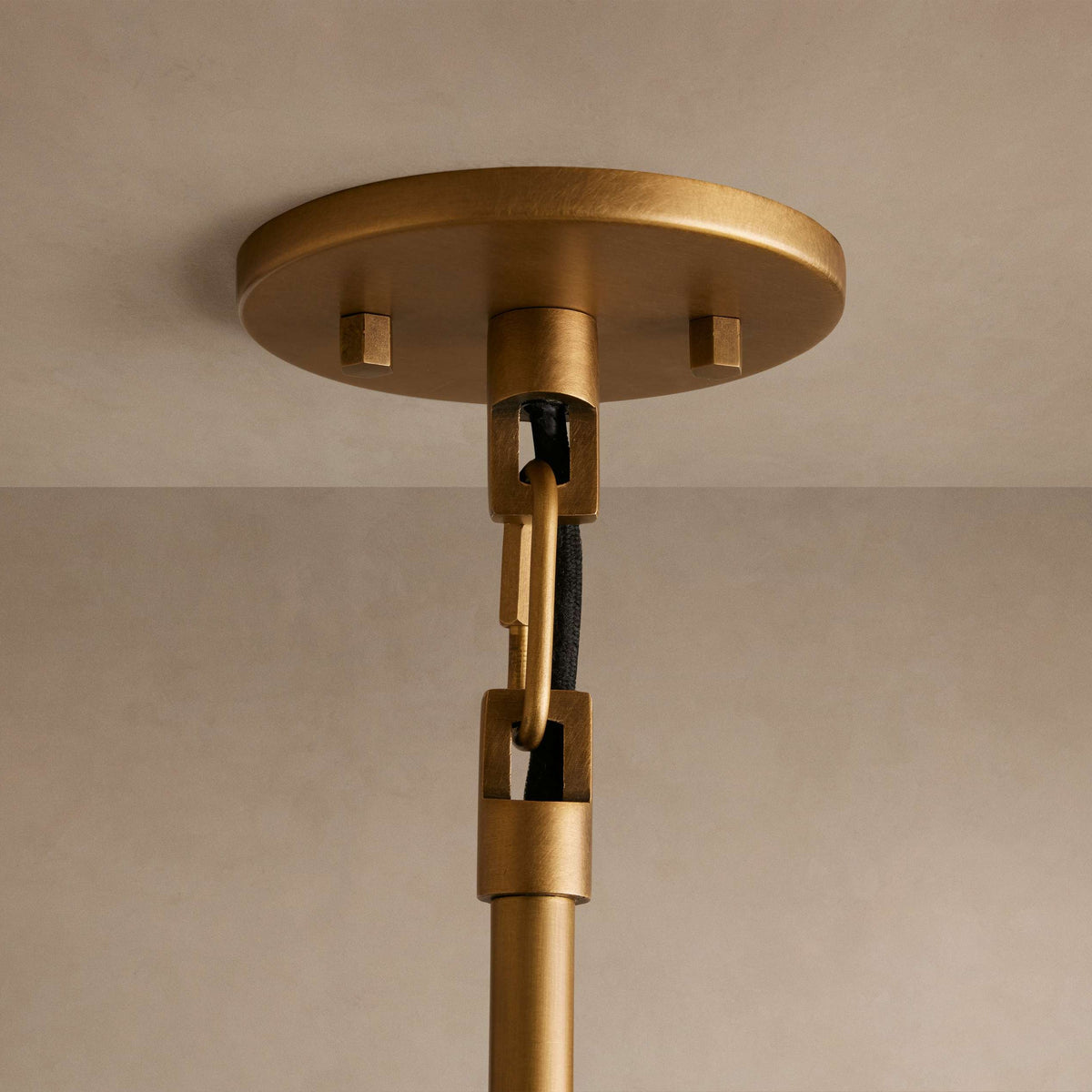 Peltrino Pendant