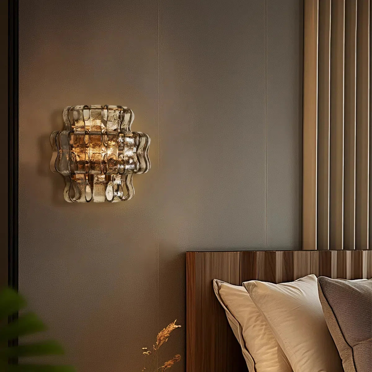 Ghiandor Sconce