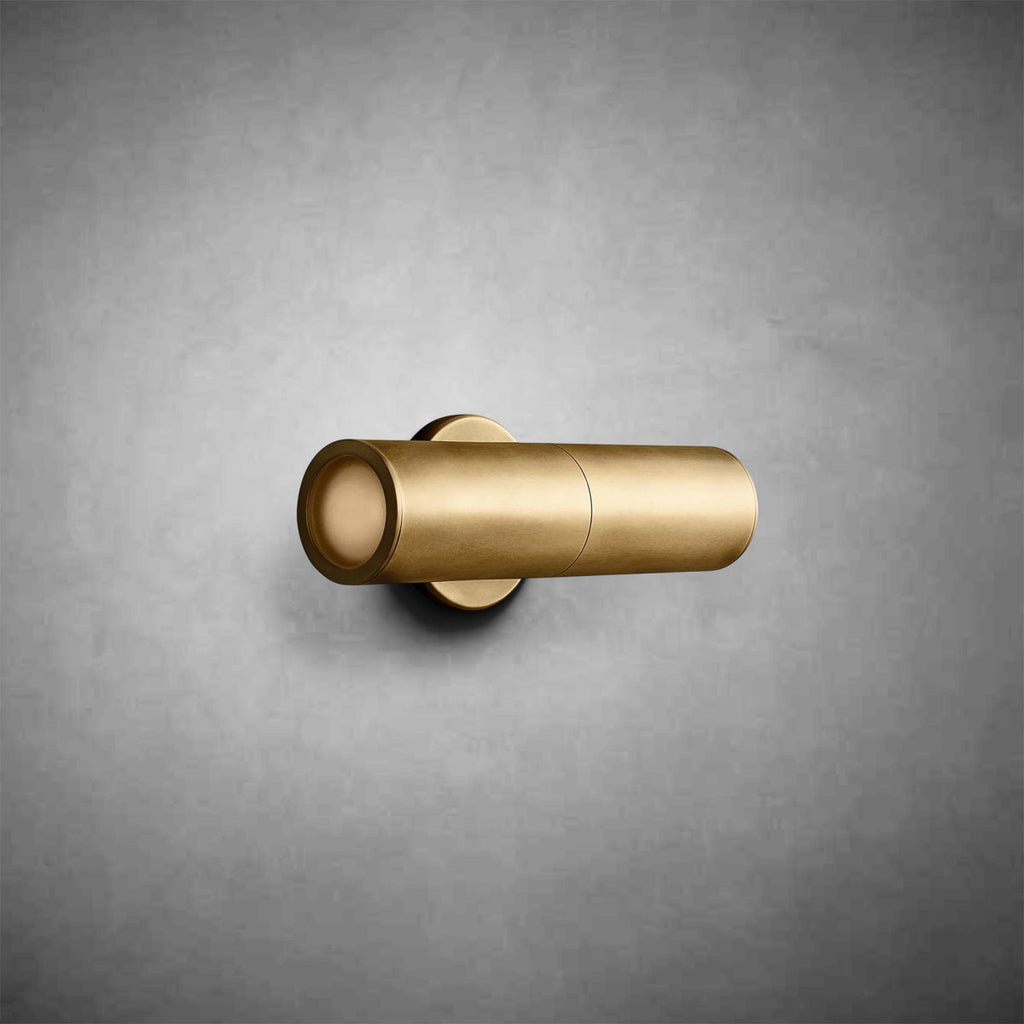 Champeaunt Linear Sconce