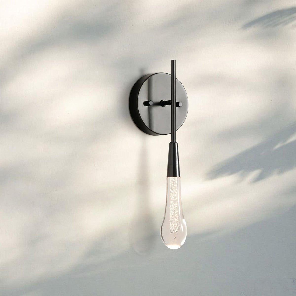 https://cdn.shopify.com/s/files/1/0657/6996/3625/files/soltaire-wall-sconce-6529401.jpg?v=1772254582